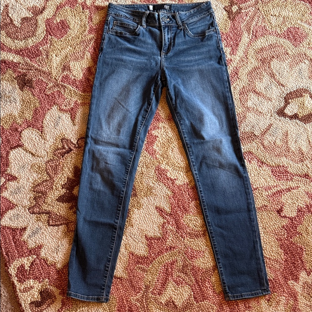 Kut from the Kloth Diana Kurvy Skinny jeans